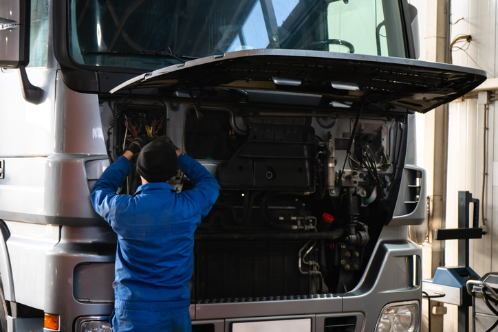 Diesel mechanic